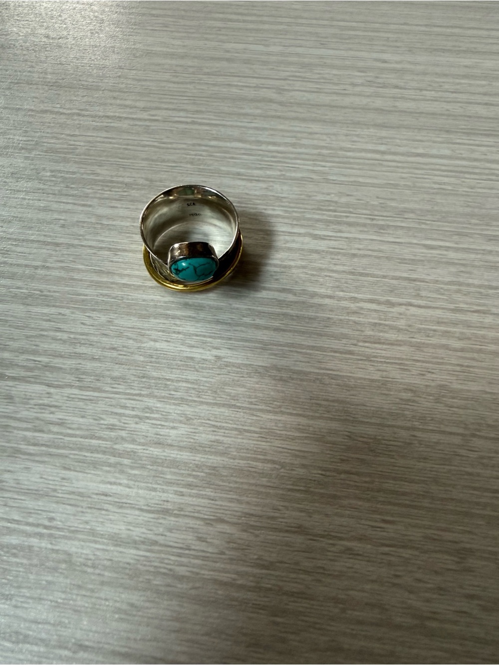 Turquoise Stone Two-Tone Hammered Band Meditation Ring - Blue. Size 7.5. - Picture 8 of 11